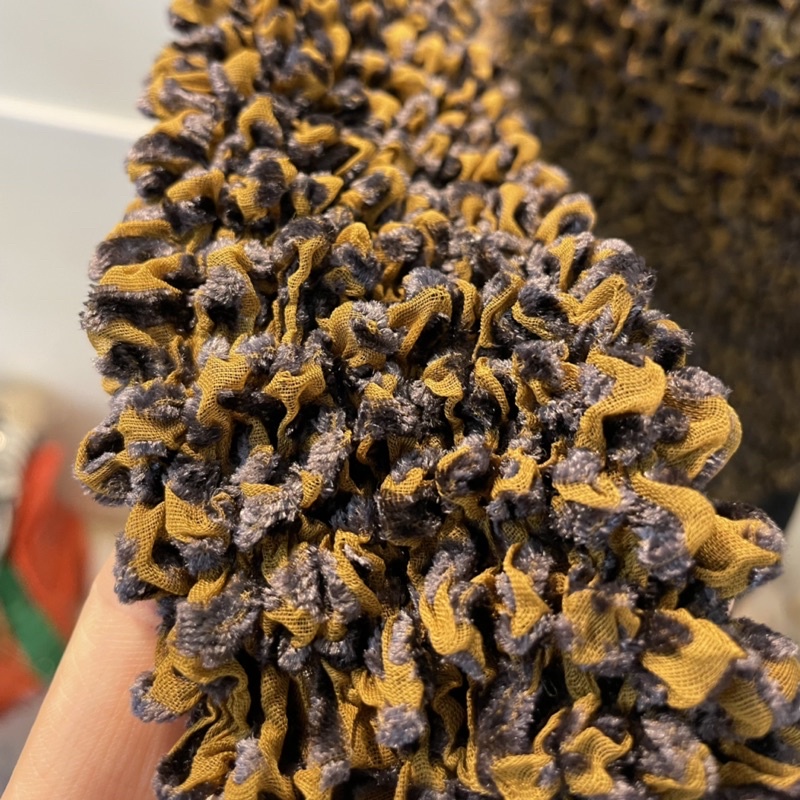 Áo popcorn màu loang tay dài