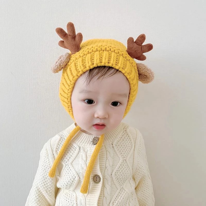 Mũ len dệt kim dày dặn phối sừng tuần lộc dễ thương thời trang mùa đông phong cách Giáng Sinh dành cho bé trai bé gái