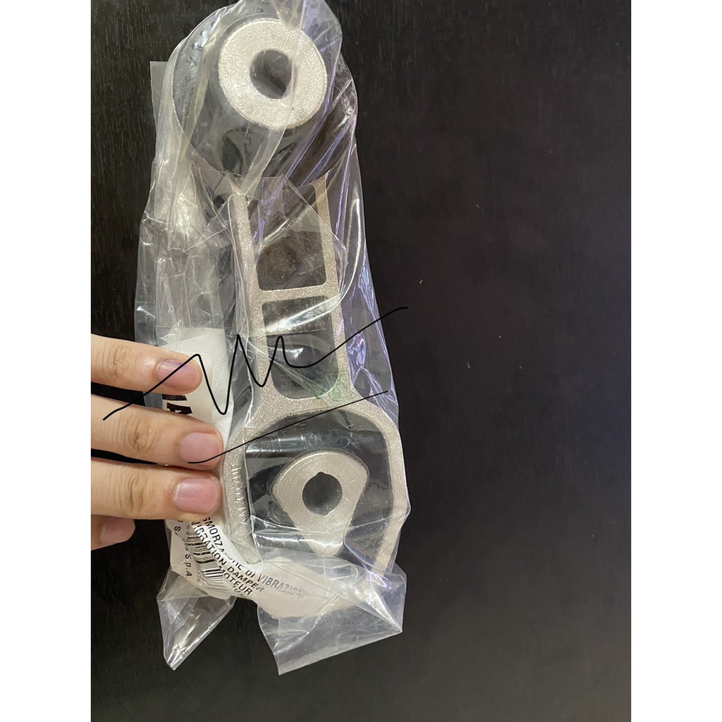 Cao su chân máy Fiat 500 Magneti Marelli