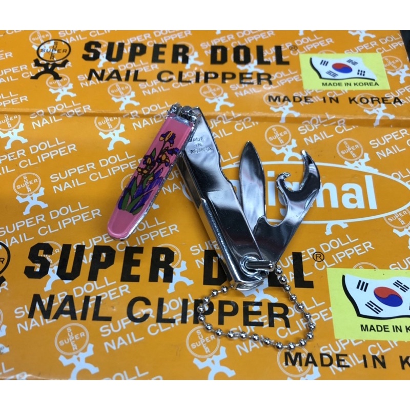 Bấm móng tay Super Doll của Hàn Quốc, có 2 cỡ bấm để chọn lựa