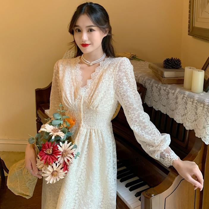 Đầm Dự Tiệc Tay Dài Cổ Chữ V Phối Ren Phong Cách Retro