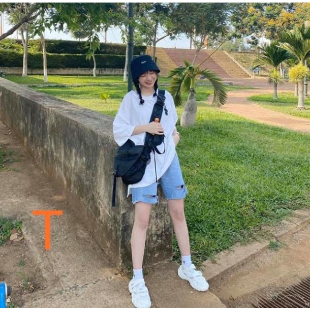 Sét áo trơn tay lỡ + quần lửng bò rách gối 2 bên TTH420