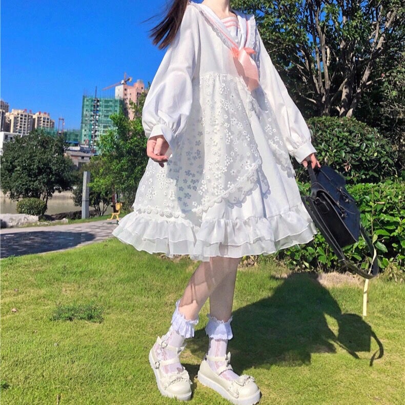 Đầm Công Chúa Dáng Rộng Phối Lưới Màu Trắng Phong Cách lolita Nhật Bản váy babydoll