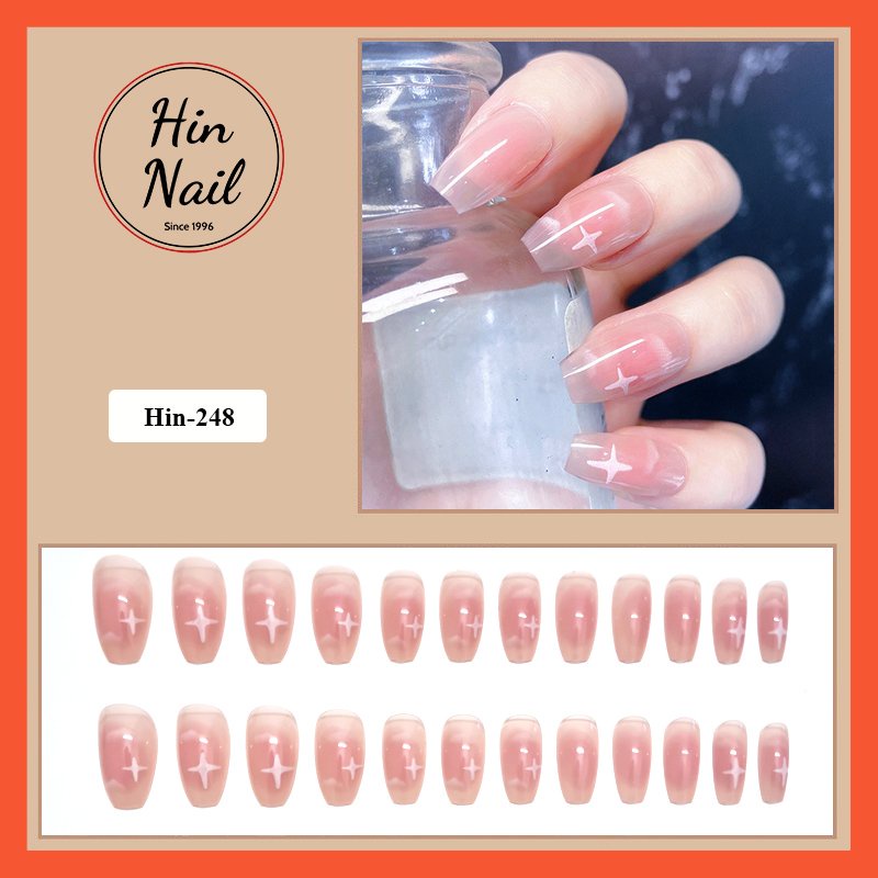 Móng tay giả Hin Nail màu hồng họa tiết ngôi sao