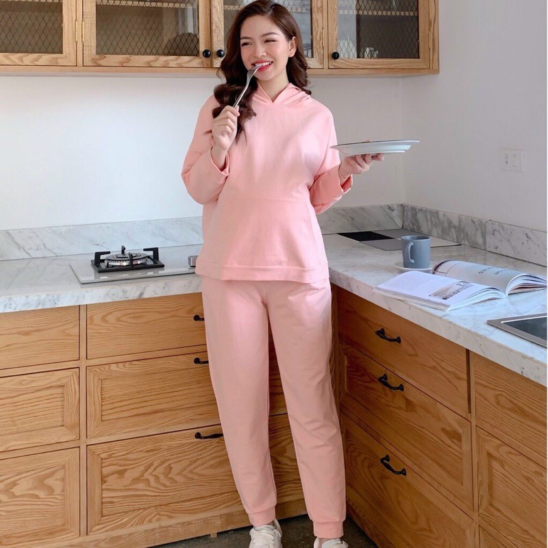 Bộ đồ bầu và sau sinh cho con bú