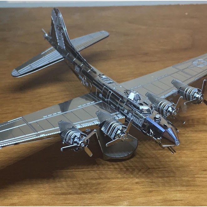 Mô hình kim loại lắp ráp 3D B17 Flying Fortress