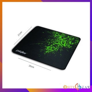 Miếng lót chuột - bàn di chuột Razer dày, viền may đẹp.