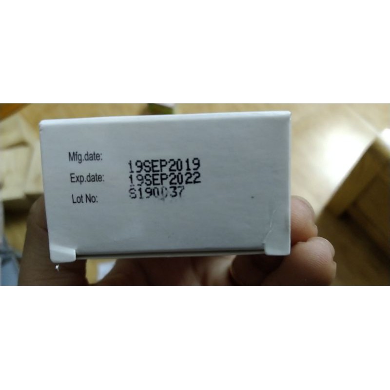 elecamin bổ sung tất cả các loại vitamin A, D, E, B1, B2. B6, B12 , GLUTAMIC ACID cho vẹt, yến phụng,chó,mèo