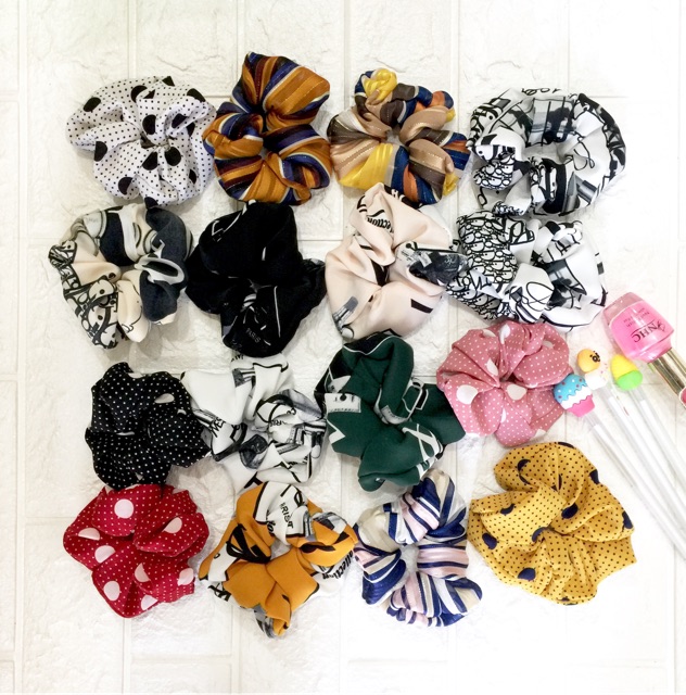 2 Dây buộc tóc vải