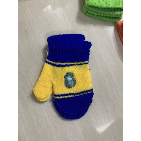 (1đôi) bao tay len, găng tay len cho các bé từ 6tháng tới 2 tuổi.