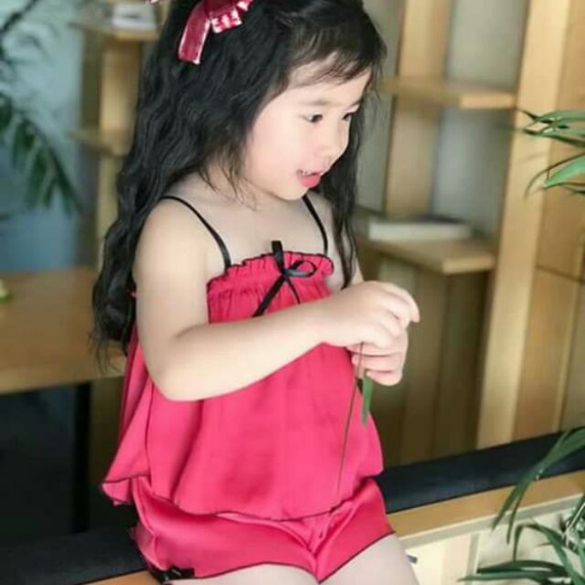 Set bộ phi bóng