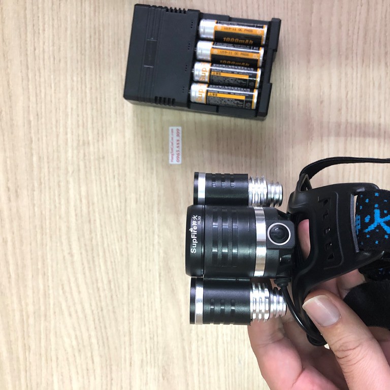 Đèn Pin đội đầu 3 bóng siêu sáng Supfire HL33 chính hãng
