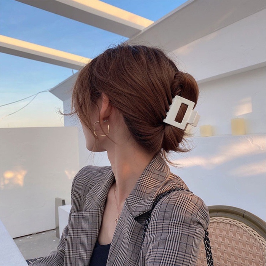 Kẹp tóc thiết kế đơn giản thanh lịch dành cho nữ