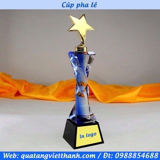 Cúp pha lê kim loại thân màu