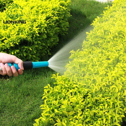 Vòi tưới cây điều chỉnh tia bằng nhựa, tặng 2 khớp nối nhanh 1 chiều ống dây nước phi 16 bảo hành 6 tháng Alate store