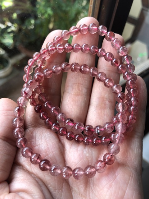 Vòng tay dâu hồng tây 5.4 li, 6li xinh xắn