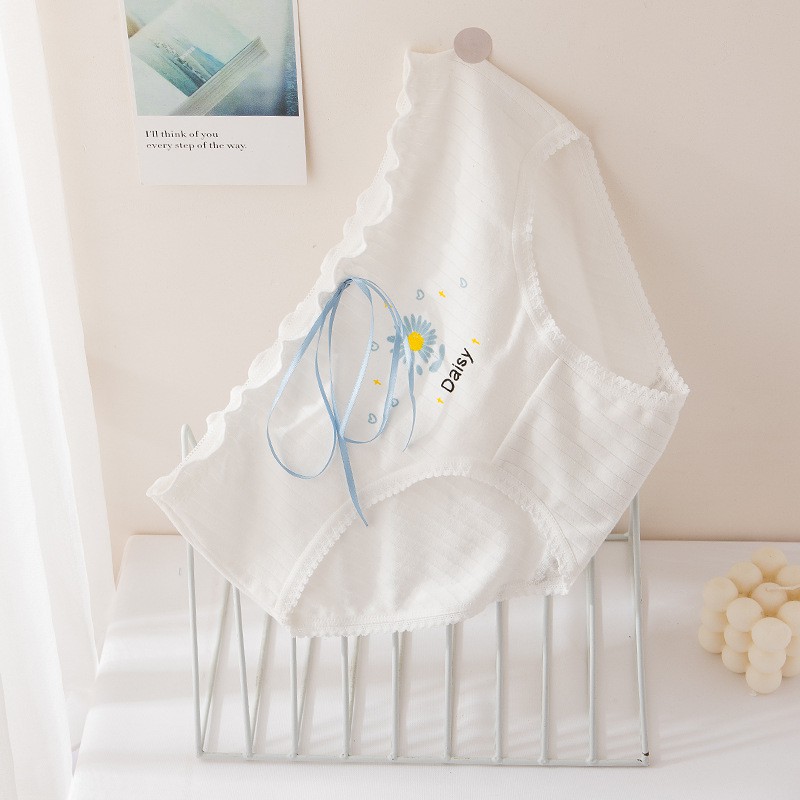 Set 5 quần lót nữ sinh cotton NuciFera hình Hoa cúc