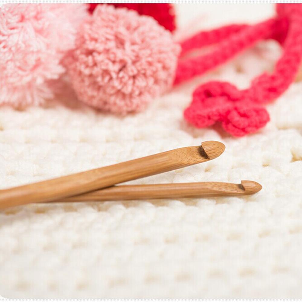 Bộ 12 chiếc móc len bằng tre