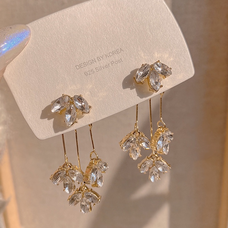 Bông Tai Tua Rua Hình Hoa Đính Đá Sang Trọng Thời Trang Thu Đông Cho Nữ 2022