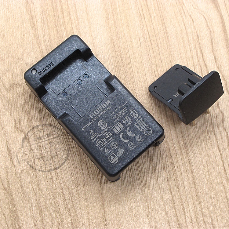 Đế Sạc Đứng Cho Máy Ảnh Fuji instax Mini90 Mini90s