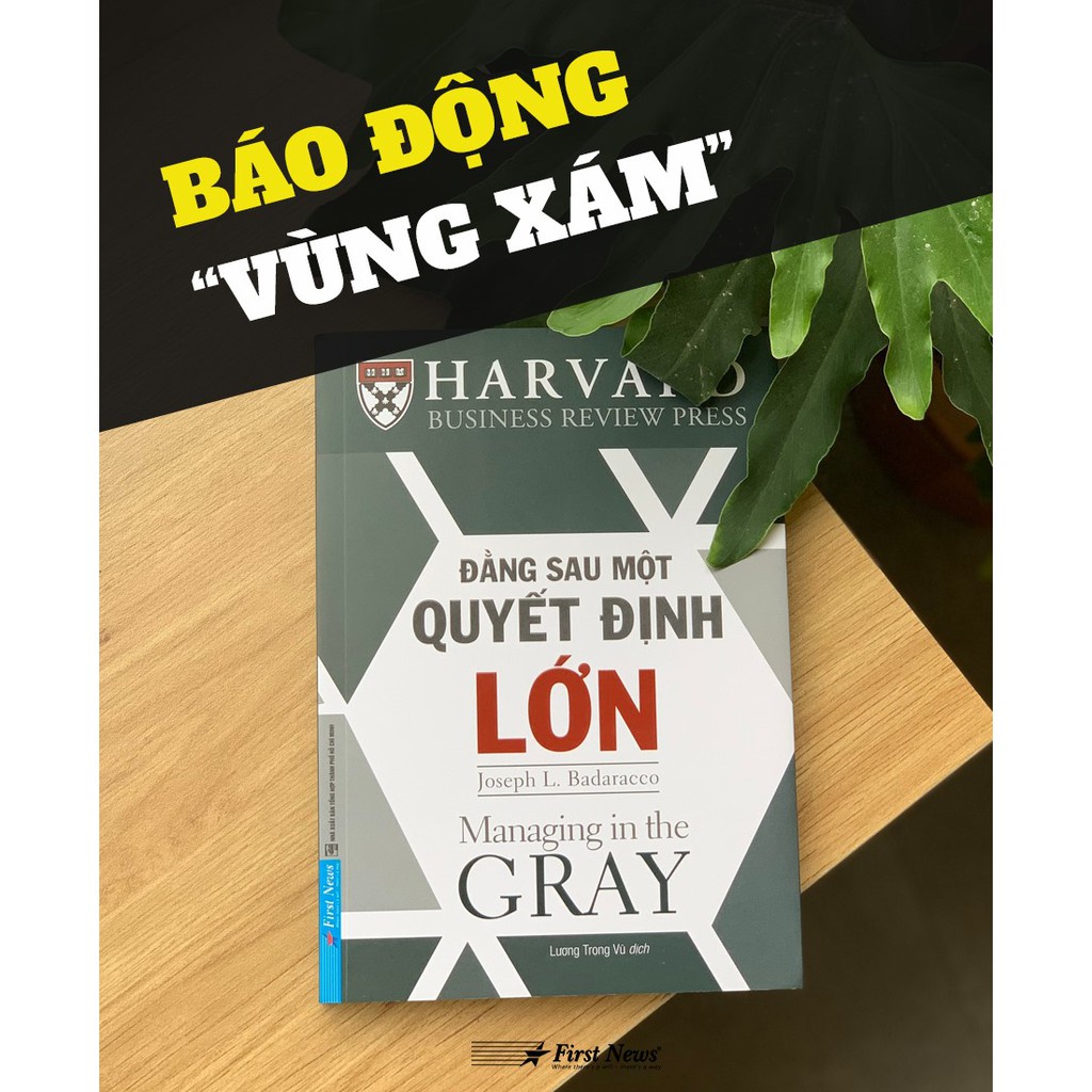 Sách - Đằng sau một quyết định lớn - FirstNews Tặng Kèm Bookmark