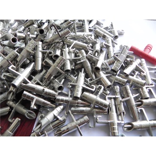 Van uống nước tự động cho thỏ,bọ,chim...