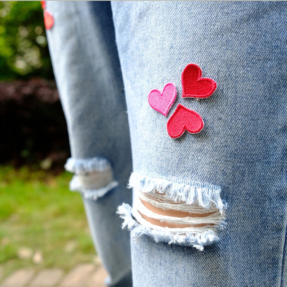 Miếng Dán Ủi Quần Áo Hình Trái Tim Dễ Thương