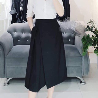 Chân váy xếp ly