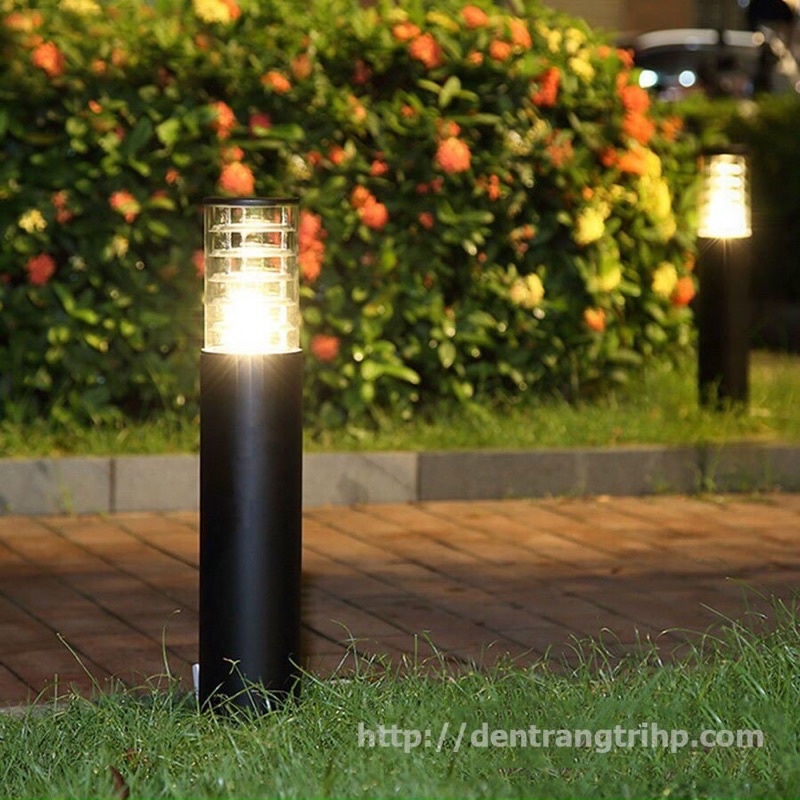 Đèn sân vườn trang trí kích thước 10x60cm