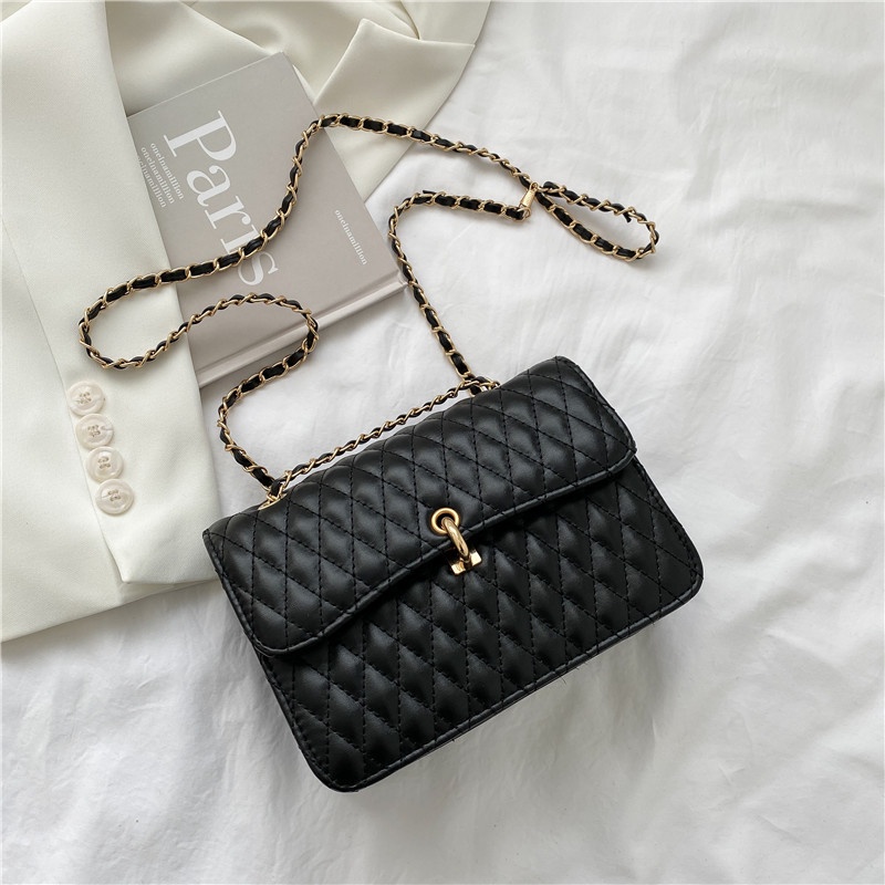 Túi đeo chéo thêu họa tiết hình thoi đơn giản thời trang thu đông 2021