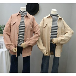 Áo khoác corduroy kèm áo len đan sọc trắng đen