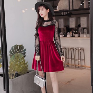 Váy nhung ren