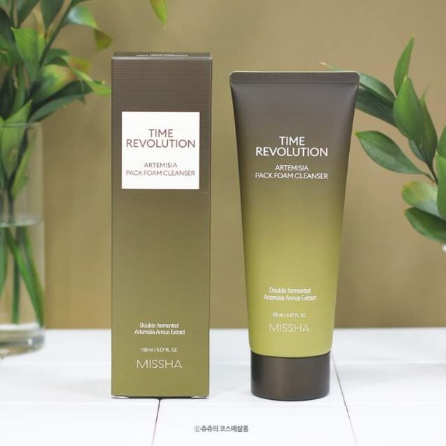 Sữa Rửa Mặt Tạo Bọt Kiêm Mặt Nạ Đất Sét Chiết Xuất Ngải Cứu Missha Time Revolution Artemisia Pack Foam Cleanser 150ml