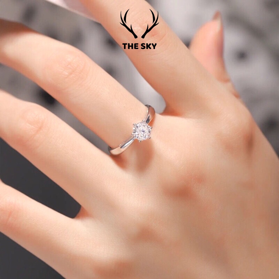 Nhẫn Bạc Nữ THE SKY NB14 Mẫu Trơn Đính 1 Viên Đá Sáng Lấp Lánh Freesize Cỏ Thể Điều Chỉnh Theo Tay