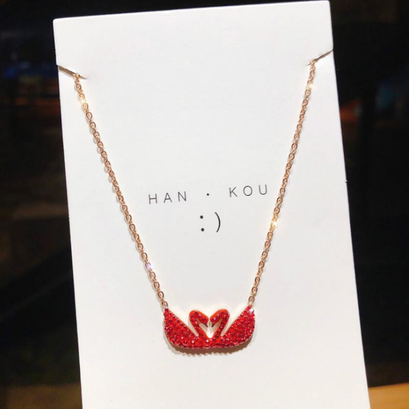 Swan Face Necklace with Stones Fashion For Women