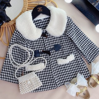 Áo dạ khuy sừng cho bé gái