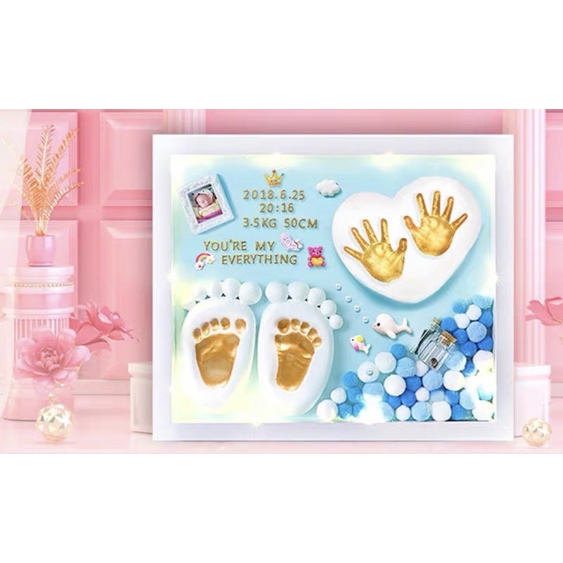 Khung in dấu tay chân cho bé