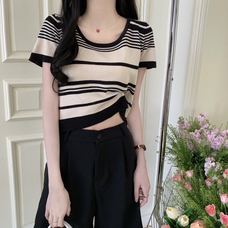 Áo thun len nữ Cổ vuông Tay ngắn Thiết kế Hàn Quốc Áo phông len nữ cộc tay sọc ngang Thu Đông Thời trang