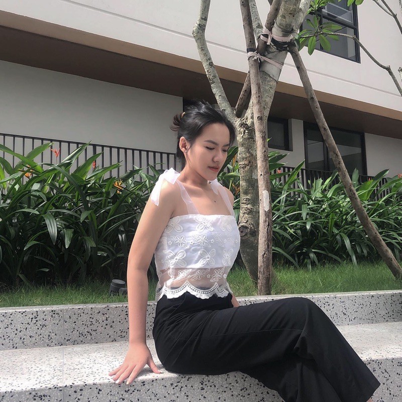 DAISY LACE CROP CAMI | ÁO HAI DÂY CỘT NƠ | BigBuy360 - bigbuy360.vn