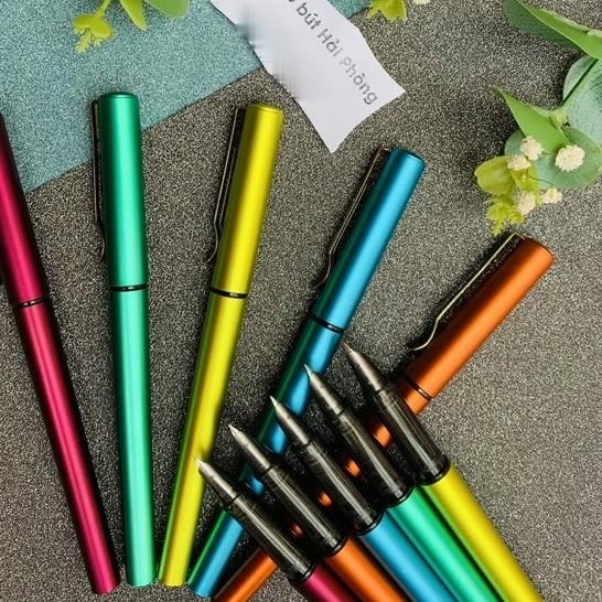 Bút máy 328 luyện chữ đẹp cho các bé từ lớp 1-5