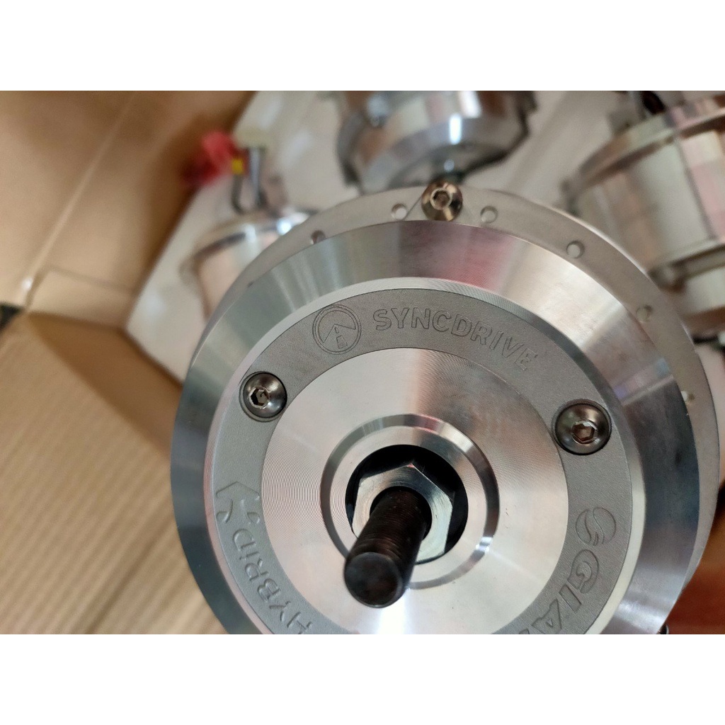 Động cơ SANYO NHẬT SẢN XUẤT CHO GIANT- LẮP BÁNH TRƯỚC, chuyên chế xe đạp thường thành xe đạp điện NAMHP