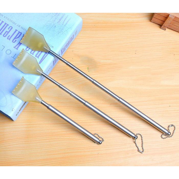Cây gãi ngứa bàn tay nhựa mềm, tay nắm inox chiều dài thay đổi được