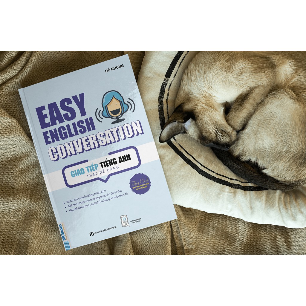 Sách - Easy English Conversation: Giao Tiếp tiếng Anh Thật Dễ Dàng (Học Cùng App MCBOOKS) | BigBuy360 - bigbuy360.vn