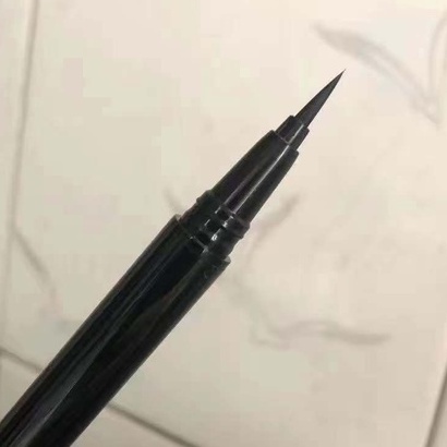 Bút kẻ mắt CAIJI nước màu đen chống nước tốt dùng trang điểm