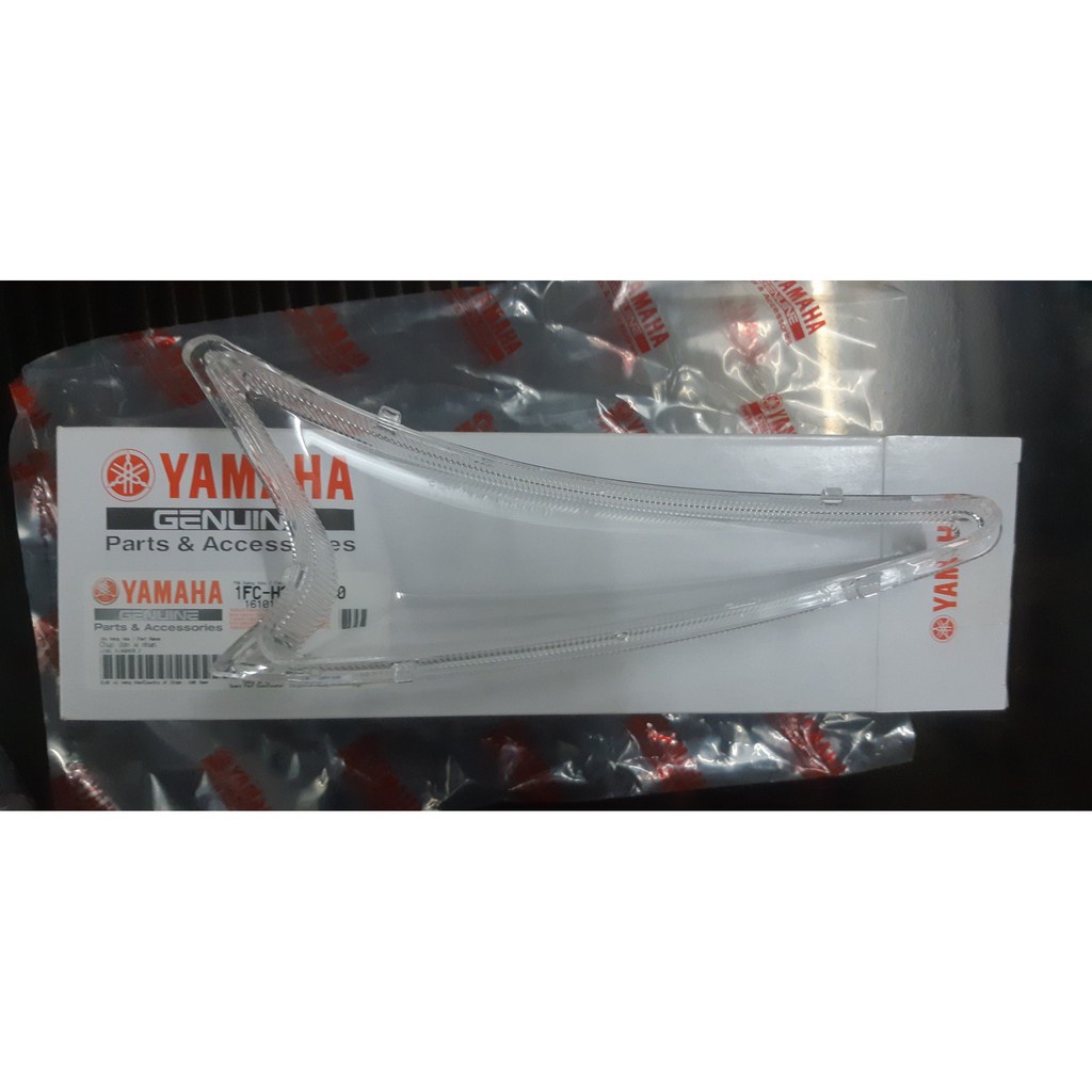 Chụp xi nhan trước Sirius Fi