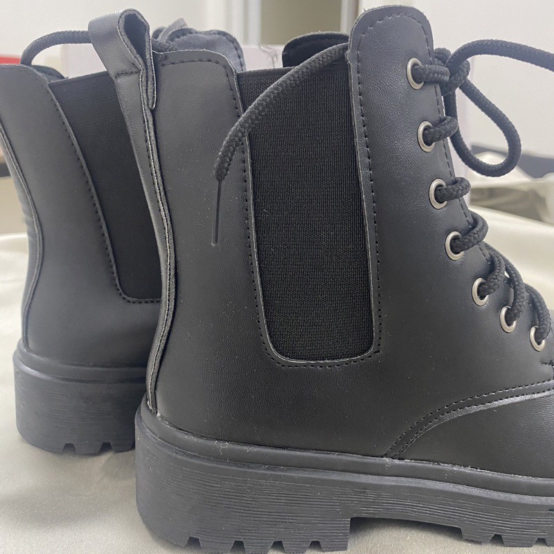 Giày boot nữ thời trang đế cao 5cm , cổ cao thời thượng 2021 G26 | BigBuy360 - bigbuy360.vn
