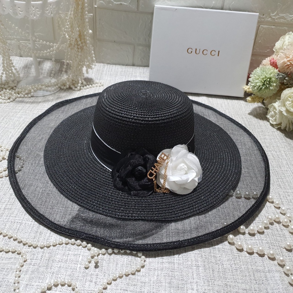 Mũ Cói thời trang đi biển Vành Rộng sang chảnh