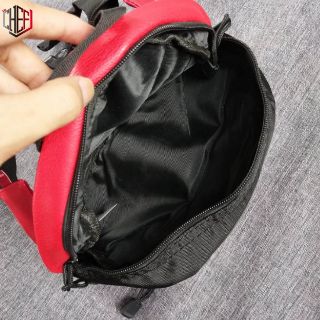 Túi bao tử da Sup x Tnf (Leather Roo II Lumbar Pack Waist Bag)