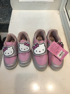 Giầy hello kitty