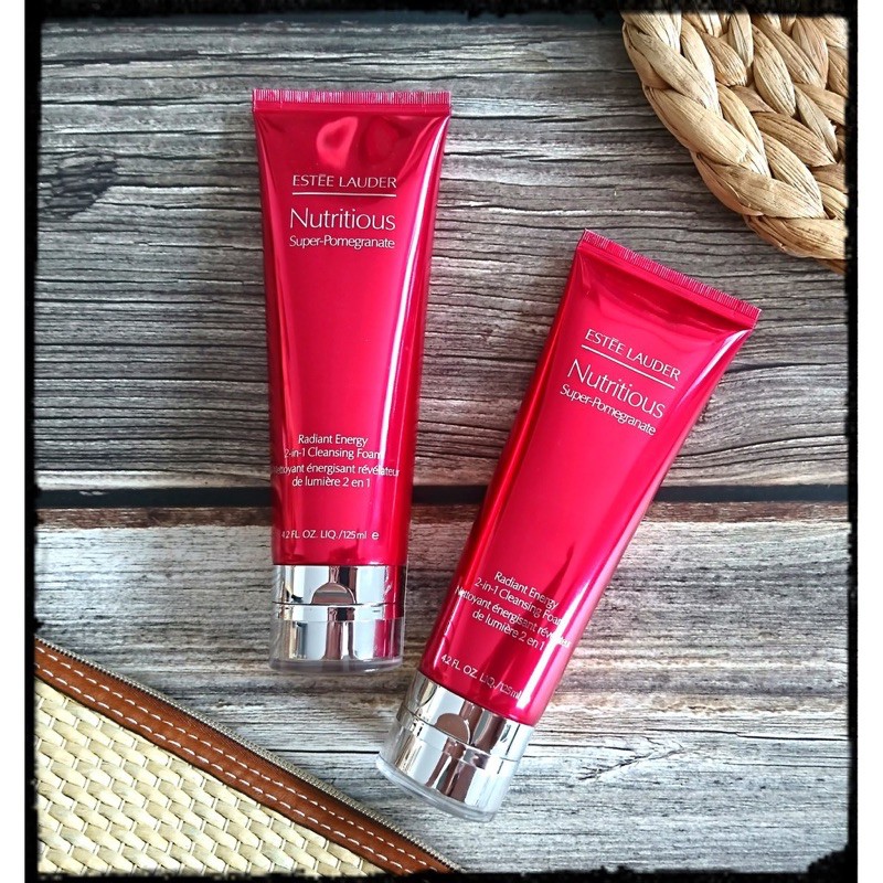 Sữa rửa mặt Estee Lauder Nutritious Super-Pomegranate Radiant Energy 2-in-1 Cleansing Foam